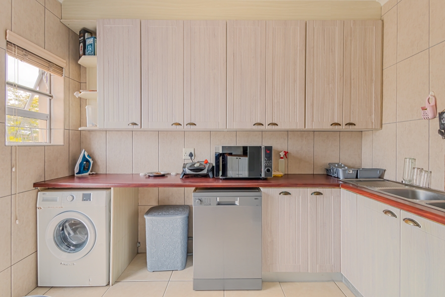 3 Bedroom Property for Sale in Country Club Western Cape